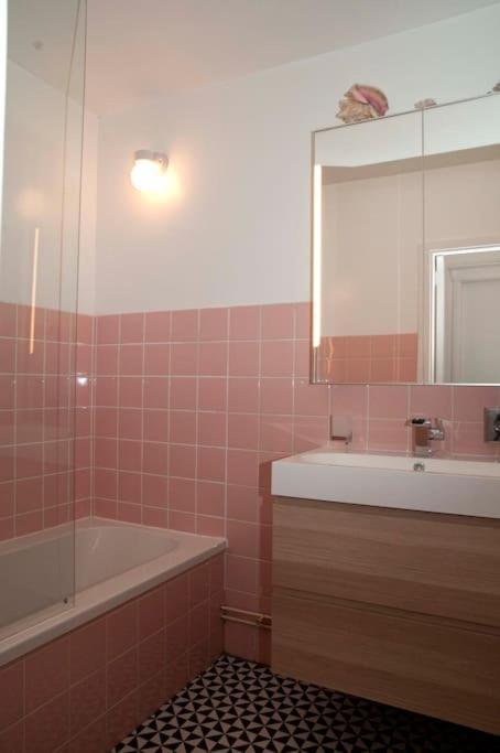 2 Bedroom In Antwerp, With Amazing View Appartement Antwerpen